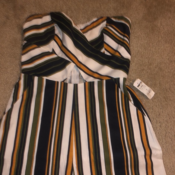 Multi-colored Romper - Picture 4 of 5